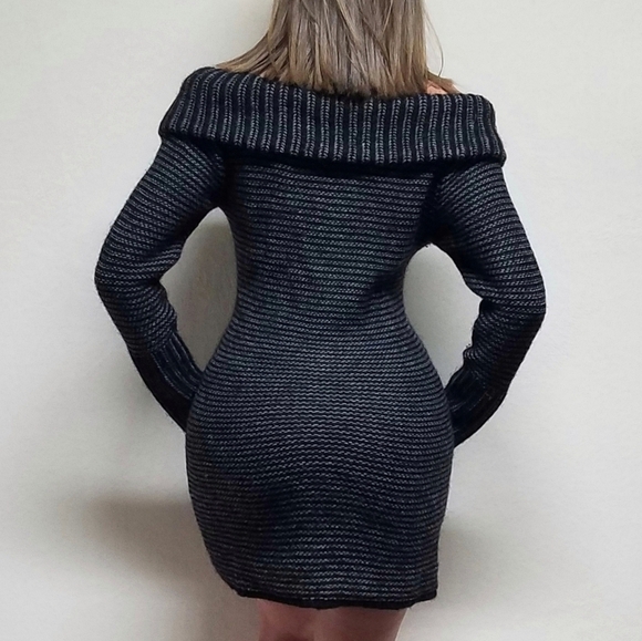 VINTAGE Italian Avante Garde Wool Alpaca Striped Knit Off-Shoulder Sweater Dress - Picture 3 of 15